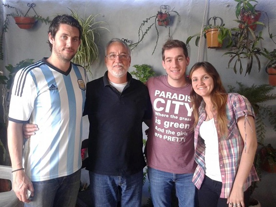 Miguel y sus hijos Franco, Rafael y Julieta, en su último viaje a San Francisco.