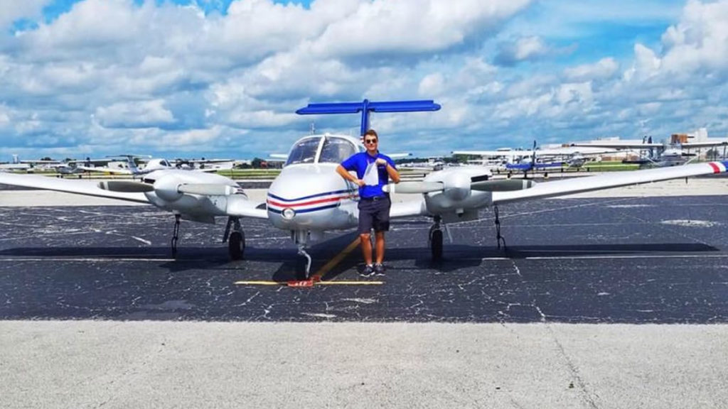 En el aeropuesto de Daytona Beach