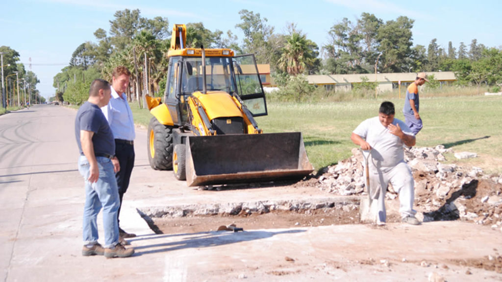 Las obras por bacheo no se detienen