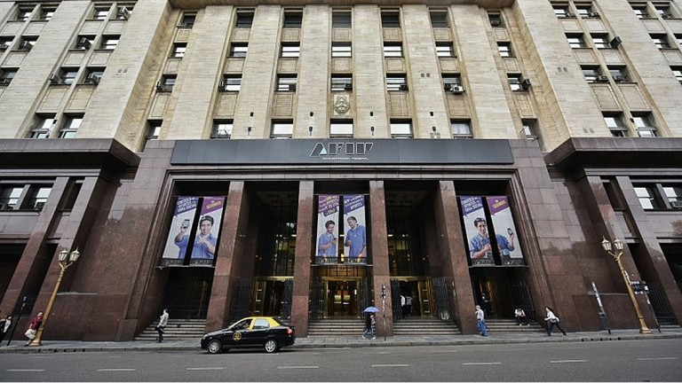 Detectaron USD 400 millones sin declarar en cuentas en el exterior de argentinos que habían entrado al blanqueo