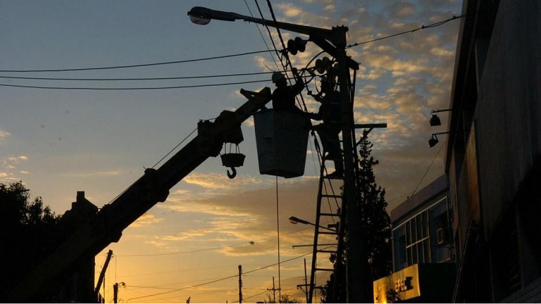 ¡Apagón! Saltó una línea de 66Kv que une Villa María con Las Varillas