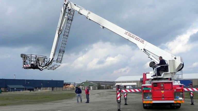 Bomberos voluntarios suman una nueva unidad