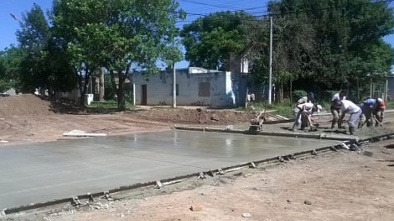 Avanzan diversas obras públicas en la ciudad de Brinkmann