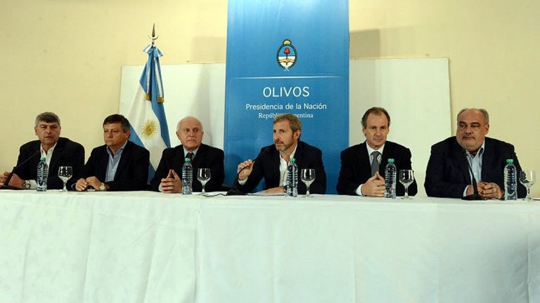 Macri recibió en Olivos a los gobernadores de provincias inundadas: acuerdan obras