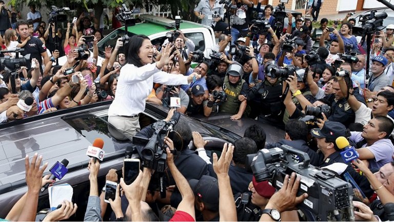 Fujimori ganó en Perú pero hay ballotage
