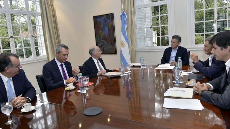 El Gobierno lanzará un importante plan de obras públicas