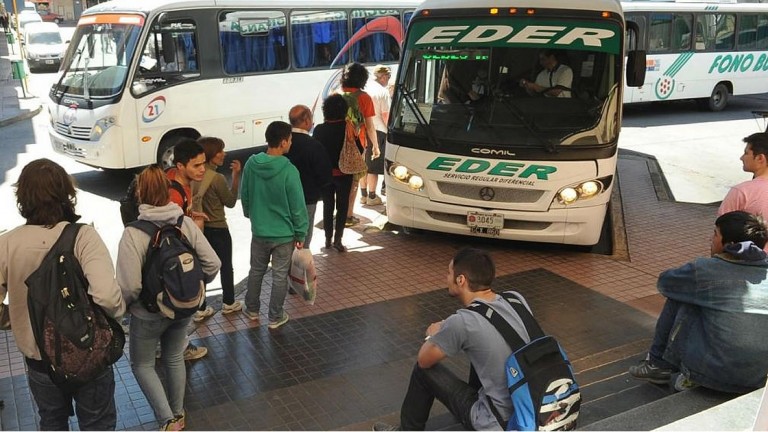 Transporte interurbano: Aoita podría ir al paro si no hay acuerdo este jueves