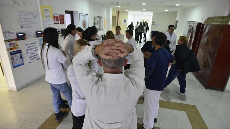 Médicos definen sobre la oferta salarial