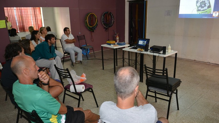 Jornada de Capacitación sobre RCP y uso del desfibrilador eléctrico