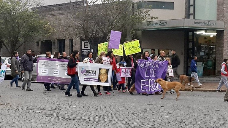 Se realizó otra marcha en pedido de #NiUnaMenos