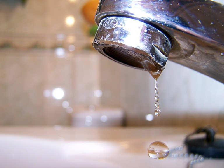 Corte de agua en barrio San Martín