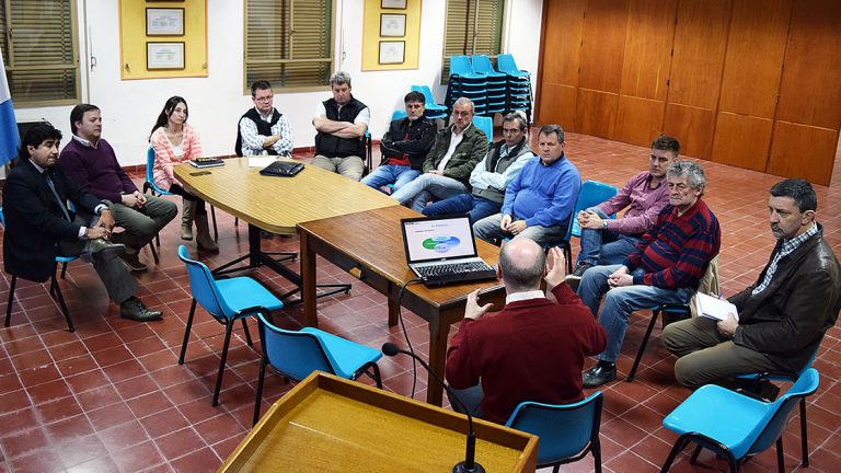 Reunión entre la Facultad y la AIM para desarrollar acciones conjuntas