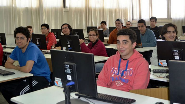 Los “Jóvenes del Centenario” ya tienen acceso a su programa