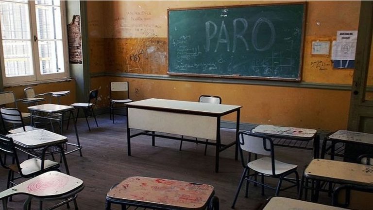 Docentes anunciaron un paro nacional contra el ajuste para el 24 de octubre