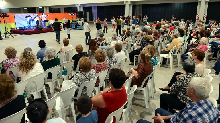 Los adultos mayores disfrutaron del 7º encuentro de Domingos Diferentes