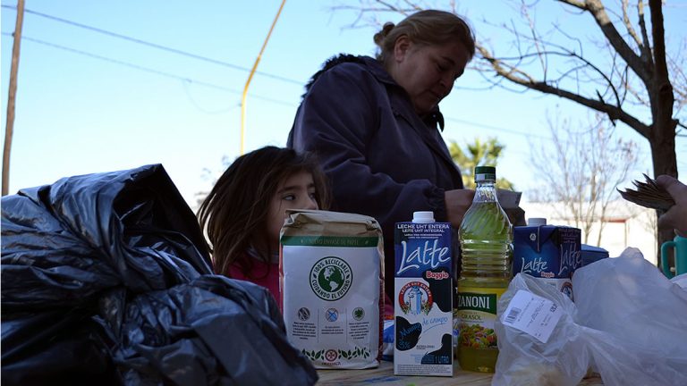 Gasto social: La Nación triplica el presupuesto para evitar estallidos
