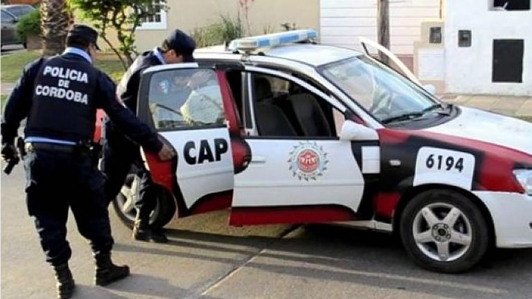 Recuperan dos motocicletas y detienen a dos individuos en nuestra ciudad