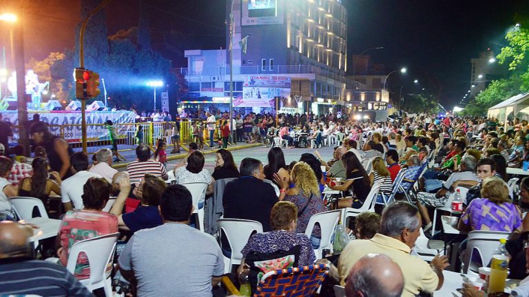 Se viene la quinta noche de Peatonal