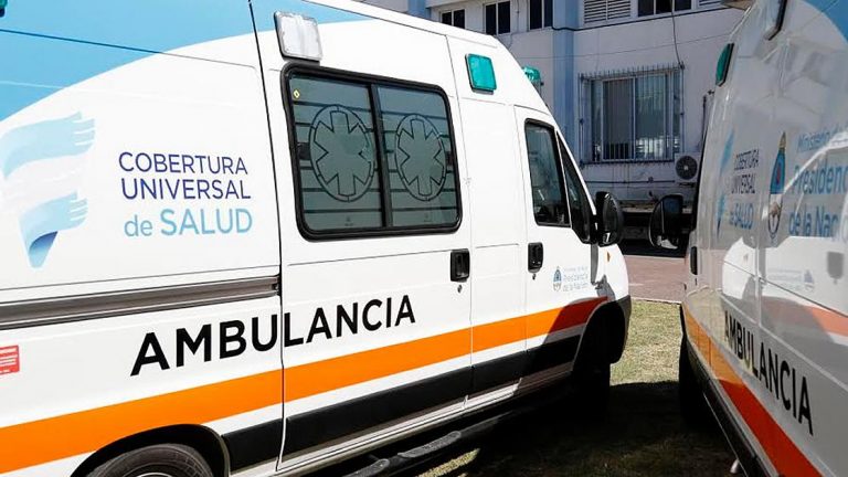La Nación entregó 12 ambulancias a Córdoba