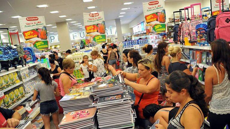 Cómo ahorrar unos pesos en las compras para el inicio de clases