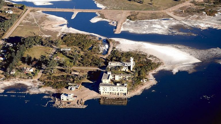 Preocupación por crecidas del río Dulce y de la laguna Mar Chiquita