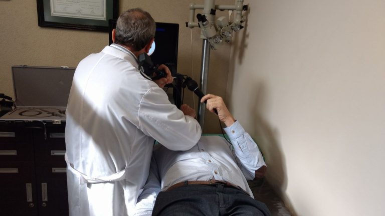 García Aresca y secretarios se realizaron el examen de rinoscopia