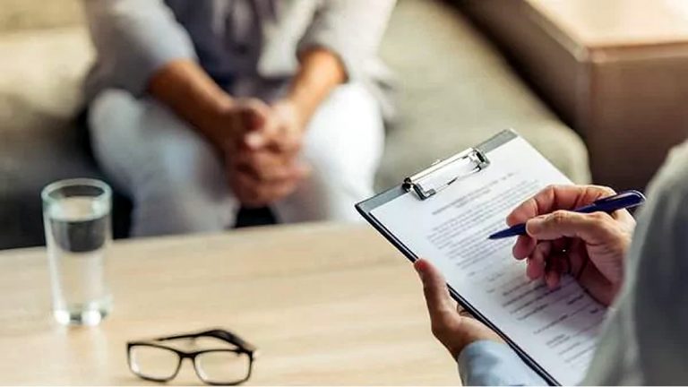 El Gobierno Nacional ordenó que el 75% de las prepagas médicas bajen el precio de sus cuotas