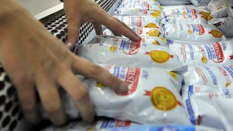 En cinco meses, las ventas de lácteos cayeron hasta un 13% en Argentina