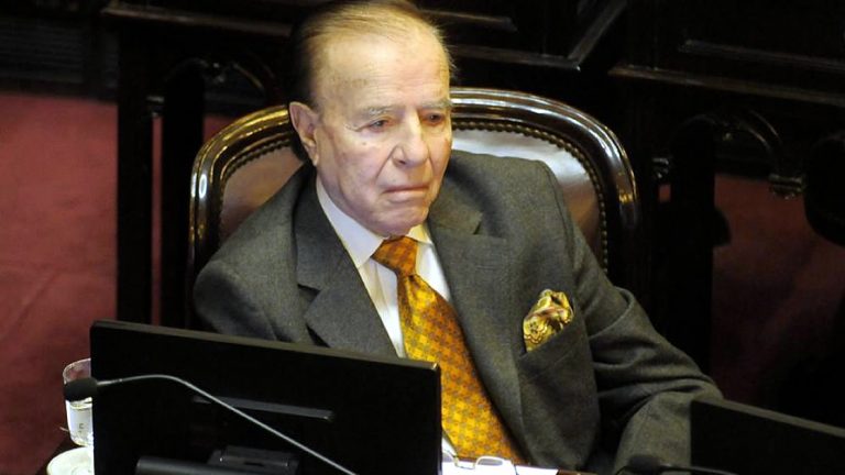 Declaran por decreto a Carlos Menem «persona no grata» en Río Tercero