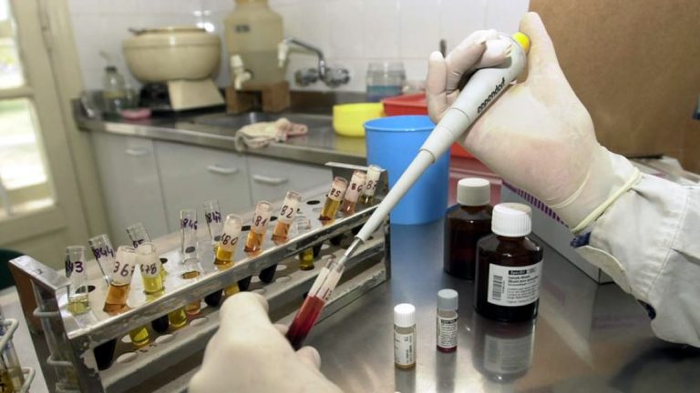 La UNC proyecta un laboratorio propio de cannabis medicinal