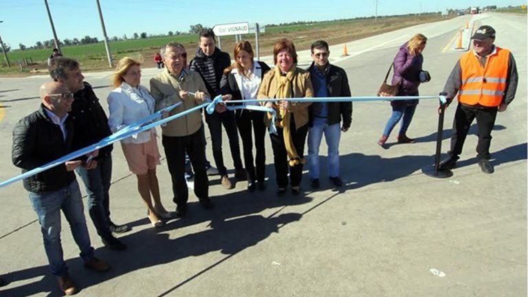 Schiaretti habilitó el acceso a Colonia Vignaud