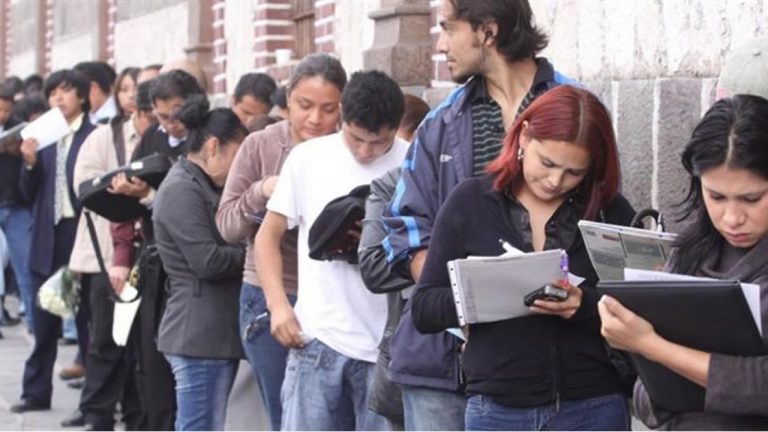 La desocupación cayó al 7,2% en el cuatro trimestre de 2017