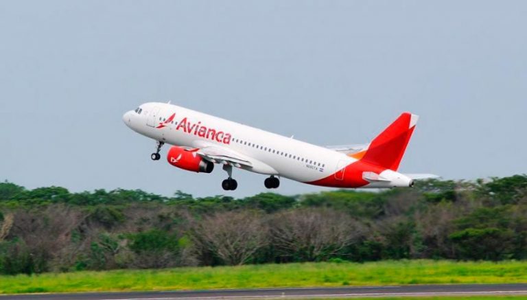 Se podrá viajar en avión a Buenos Aires desde Santa Fe por menos de mil pesos
