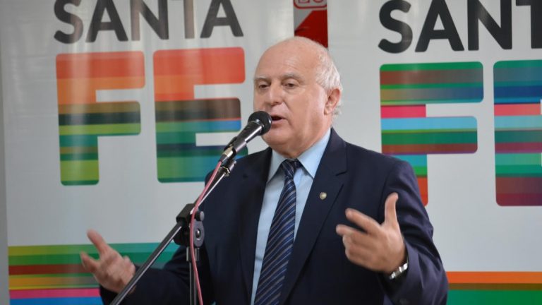 Lifschitz inauguró la EEM Nº 329 en Frontera