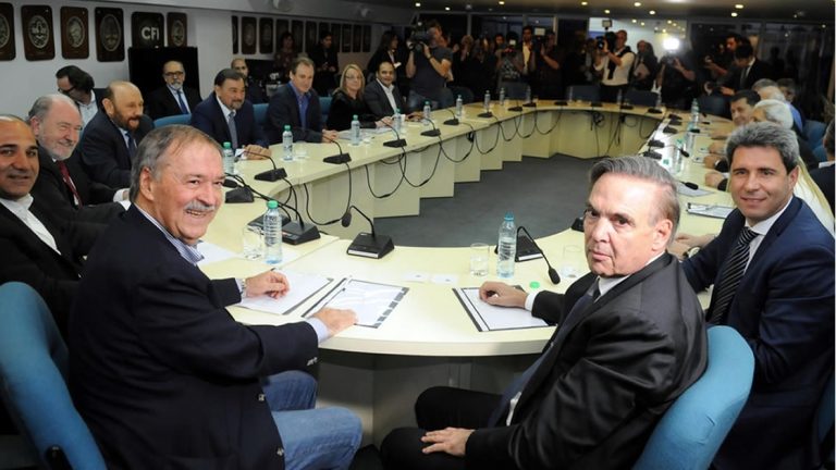 Tarifas: gobernadores no asistirán al Senado y Pichetto avanzará con la ley