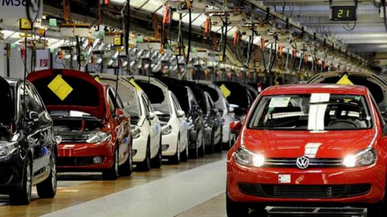 Venta de autos: el semestre fue récord, pero en junio se sintió la devaluación