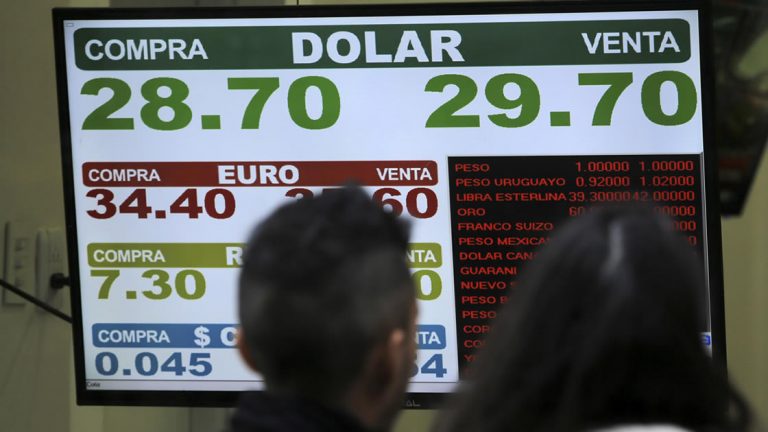 El dólar amagó con alcanzar los $ 30 en otra jornada alcista