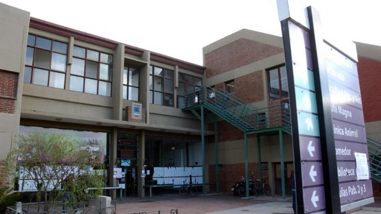 La Nación debe 5 meses de gastos a la UNRC y se demora el pago de sueldos