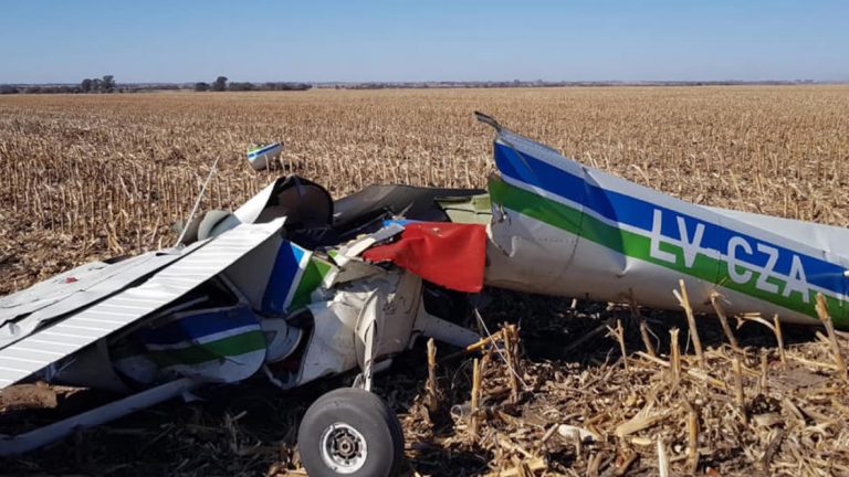 Cayó una avioneta en Córdoba: dos muertos