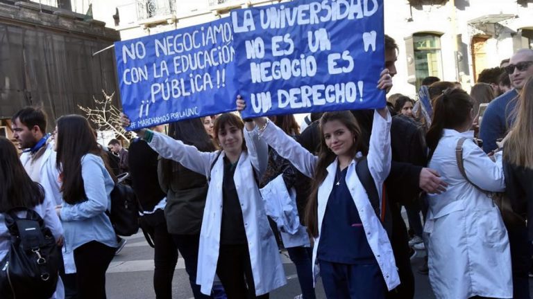 Paro universitario: marcha esta tarde en Córdoba y San Francisco