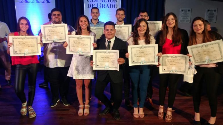 Egresados del CUSF recibieron sus diplomas