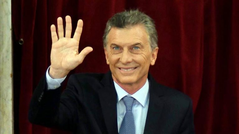 Cambiemos no logra alejar la crisis económica de la campaña