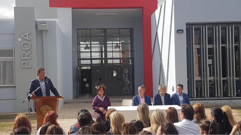 Schiaretti inauguró el primer edificio ProA del interior