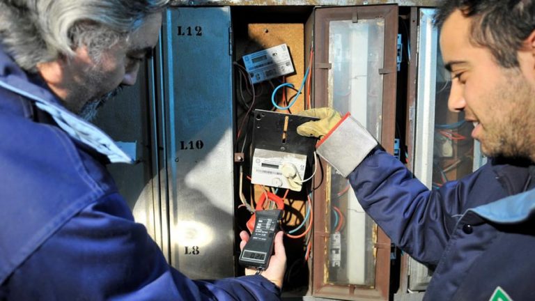Según Epec, los cortes disminuyeron un 22,5% y se aceleró la velocidad de reconexión