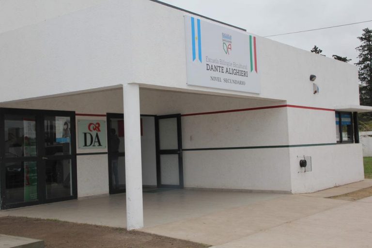 El Gobierno desreguló los precios de cuotas y matrículas en escuelas privadas