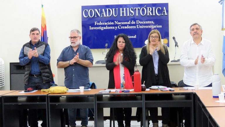 Docentes universitarios rechazaron la suspensión de la movilidad jubilatoria