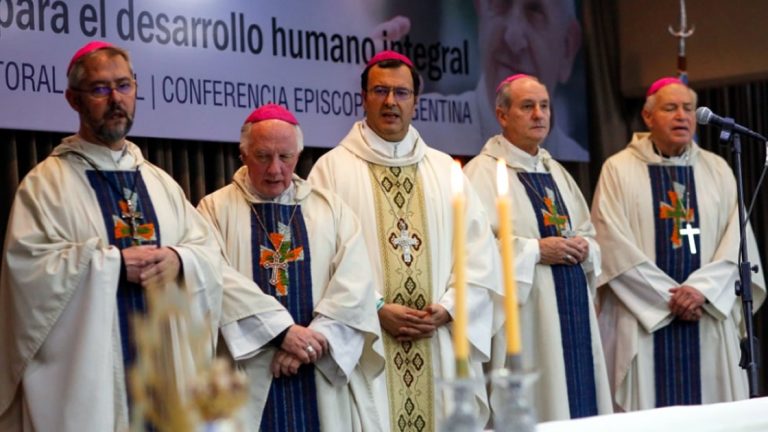 Pacto social: la Iglesia reúne este sábado a fuerzas políticas y sindicatos