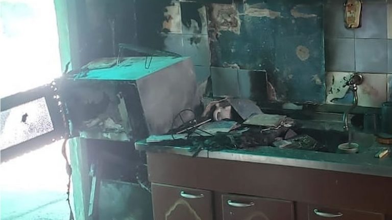 Barrio Jardín: Daños materiales en vivienda tras incendio