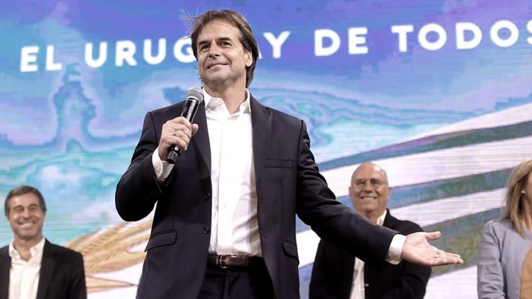 Uruguay habilita desde el 1 de septiembre la entrada de extranjeros propietarios
