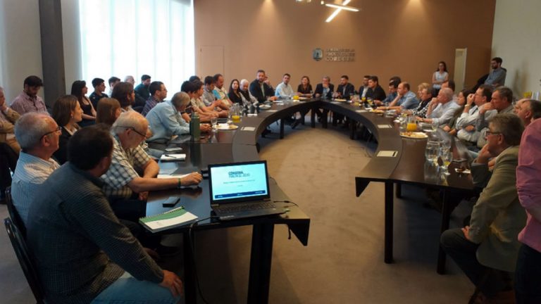 La Mesa de Cooperativas Agropecuarias reunió a 36 entidades provinciales